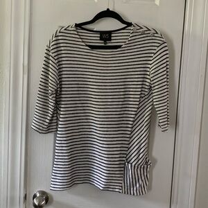 W5 Woman’s Stripes shirt Size M #512